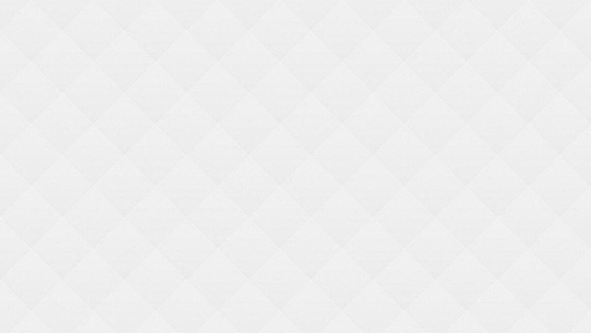 The Top 3 Red Lipsticks For The Holidays